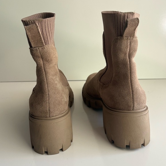 New Steve Madden Hayle Chelsea Boot Size 9M - Picture 4 of 8